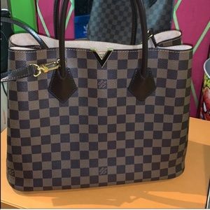 Louis Vuitton Kensington Bag